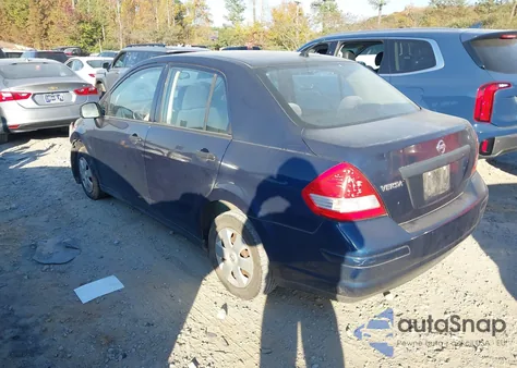 2010 Nissan Versa 1.6 из США, поврежденный, VIN 3N1CC1AP1AL403644